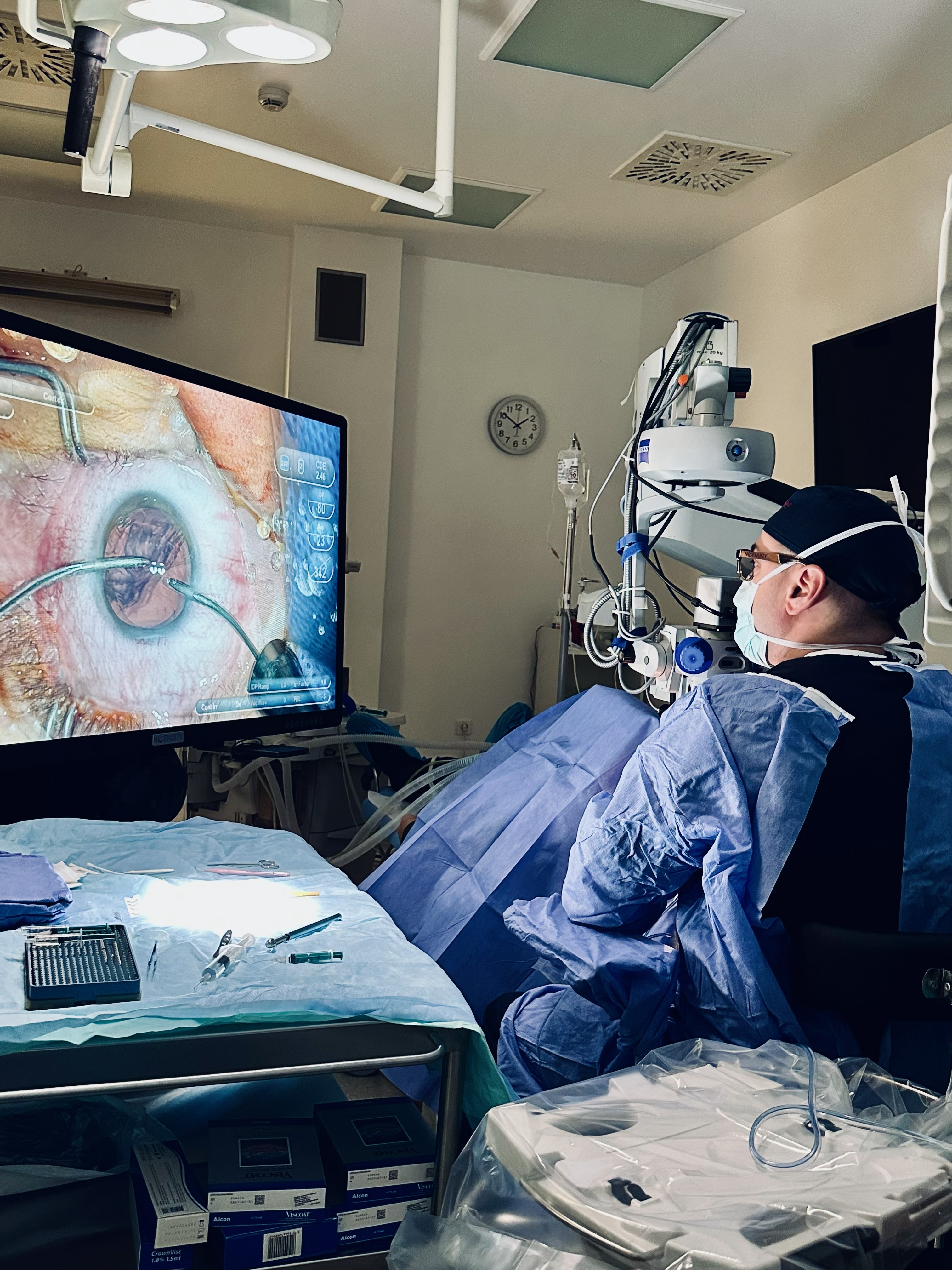 Refractive lens exchange